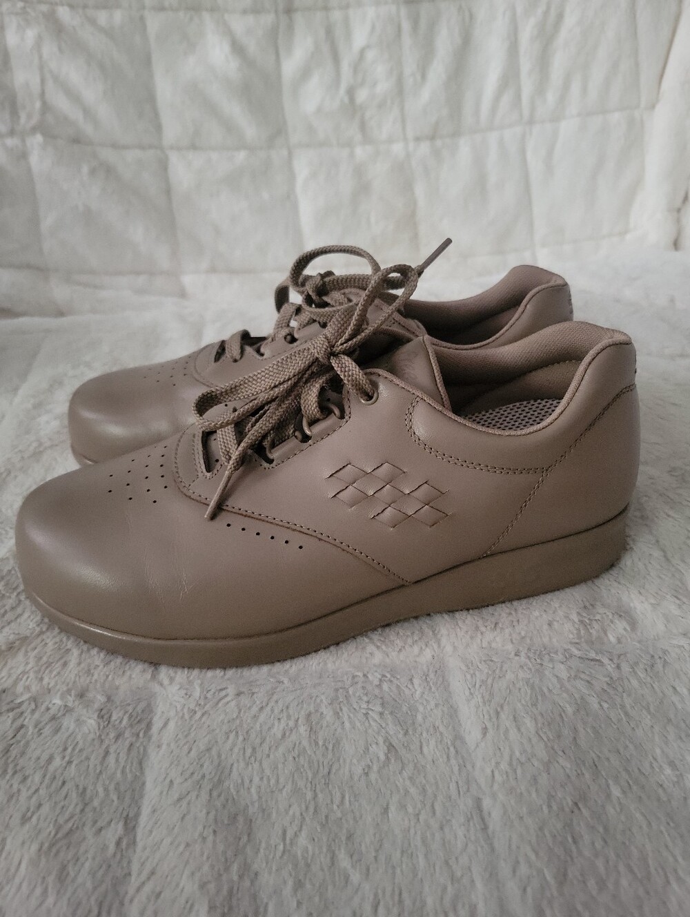 SAS  Tripad Comfort Women's Lace-Up Sneakers in Taupe Made In USA shoes Sz 7.5 W